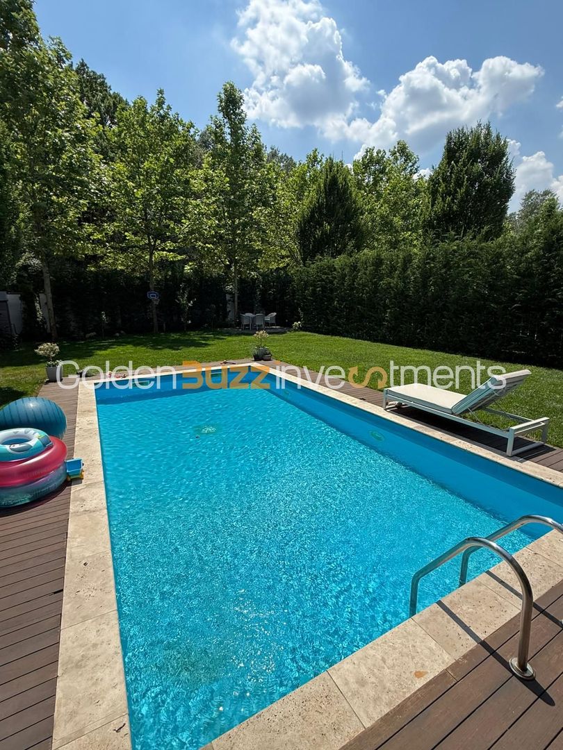 Vilă individuală cu piscină și 9 camere în Pipera, București - Poză 3