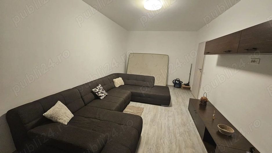 Apartament 2 camere de închiriat Apărătorii Patriei - Grand Kristal - Poză 1