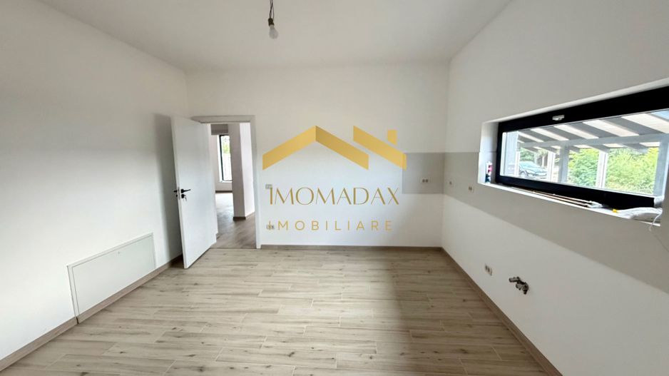 Sanmihaiu Roman-3 Camere-Toate Utilitățile - Poză 14
