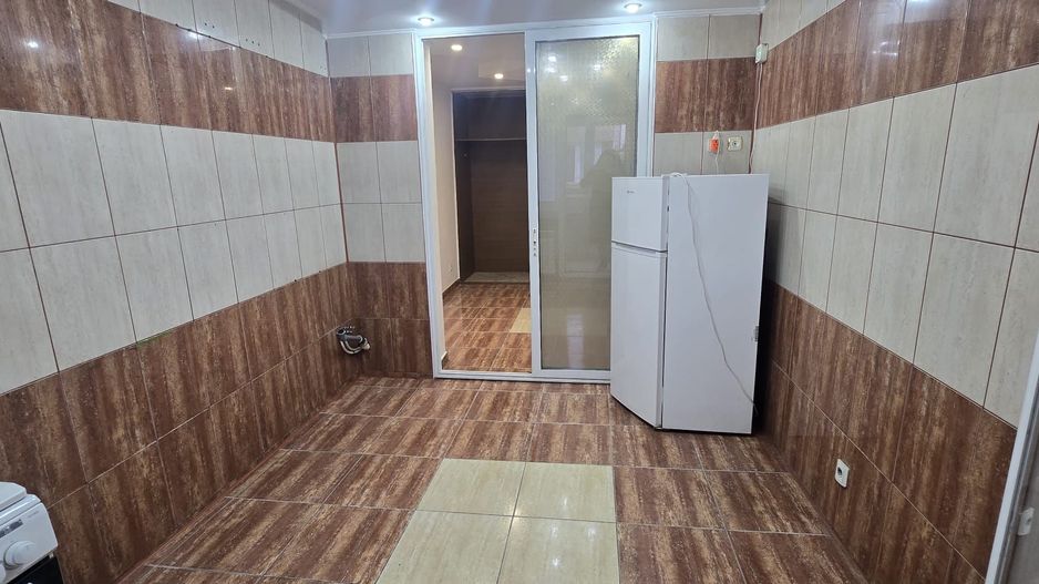 Apartament 4 camere Soseaua Berceni /an 1981 - Poză 13