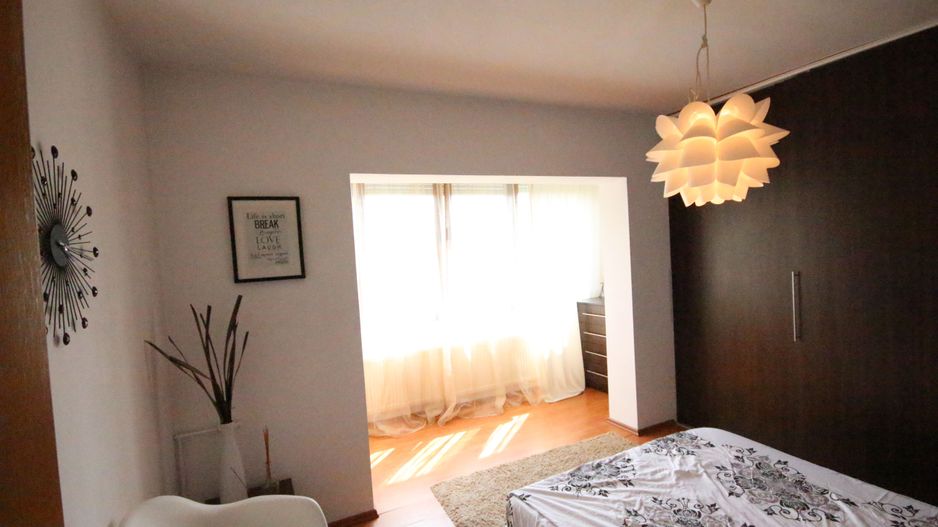 Apartament trei camere - Zona Aradului - Poză 11