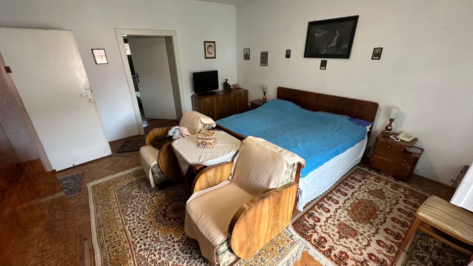 Casa zona Bălcescu teren 1082 mp - Poză 13