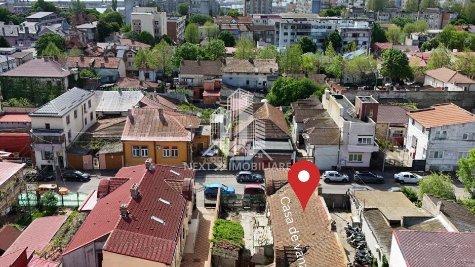 Casa de epoca renovabila in zona ICIL, Constanta - Poză 1
