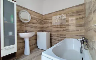 Apart.ultracentral 2 cam.et.1, pe str.Evreilor Deportati 64, Oradea - Poză 12