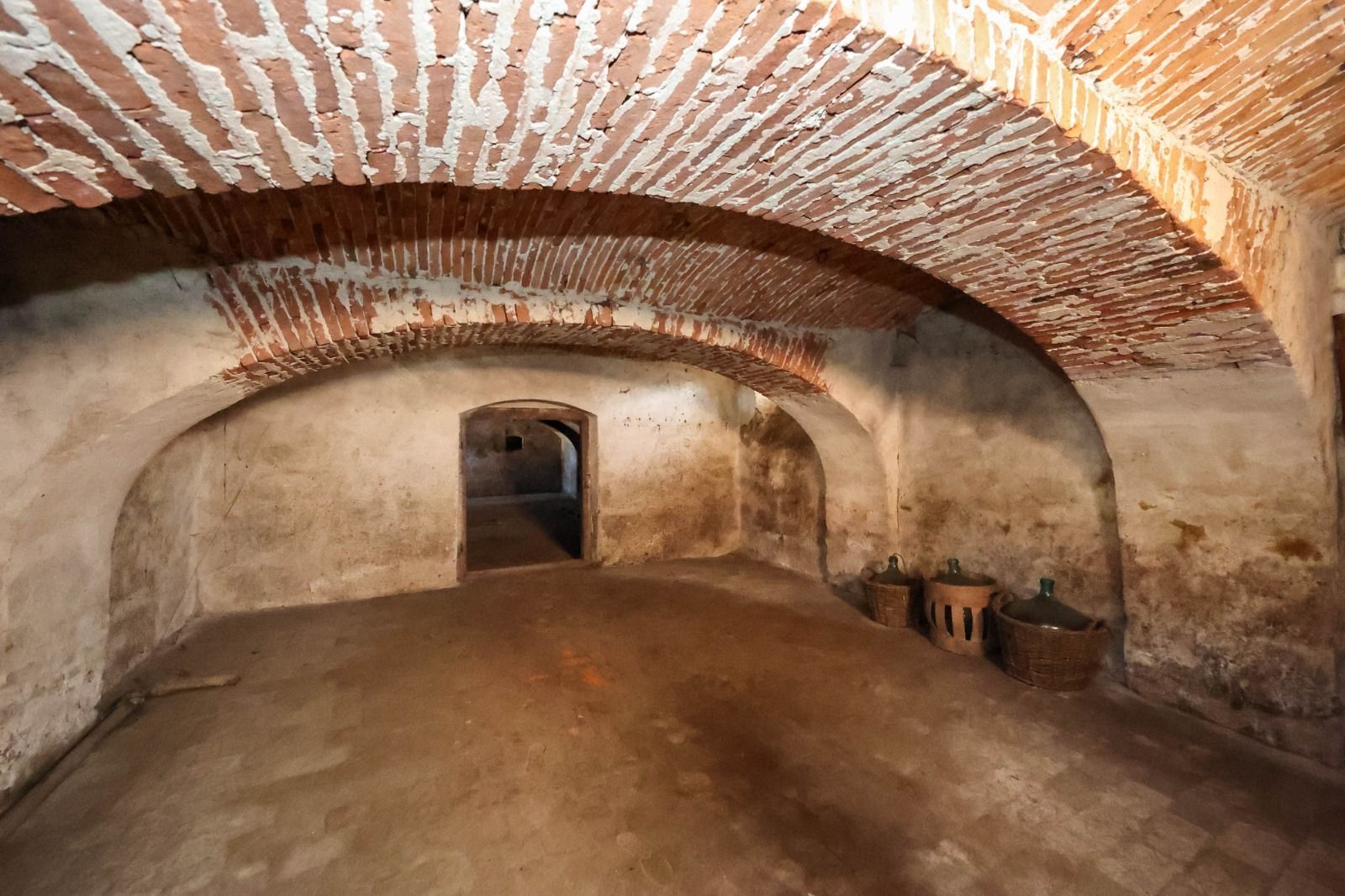 Casă Săsească Autentică cu Șură Impresionantă în Cristian – Teren 2729mp - Poză 31