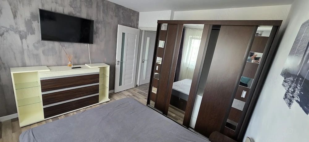 Apartament 2 camere Drumul Taberei - Poză 1