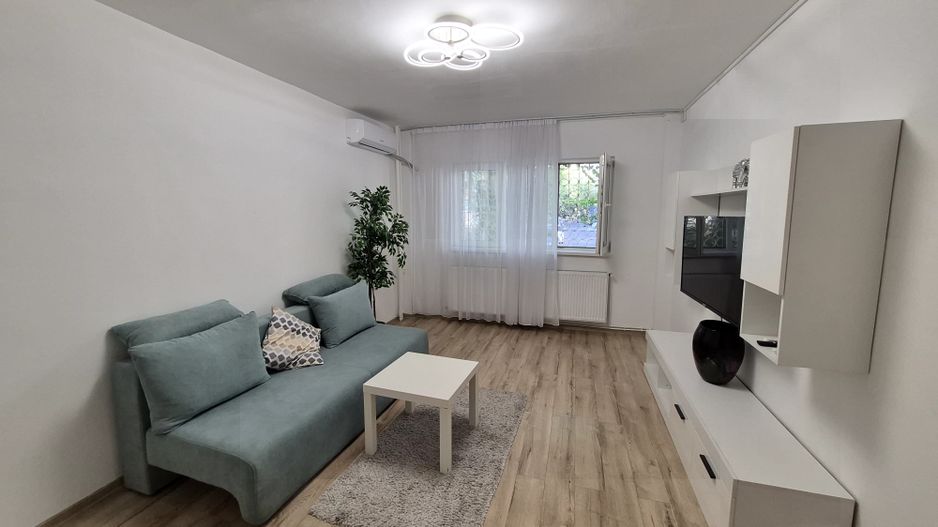 Apartament cu 3 camere 65 mp bloc 1984 - Rahova - pret 115.000 euro - Poză 1
