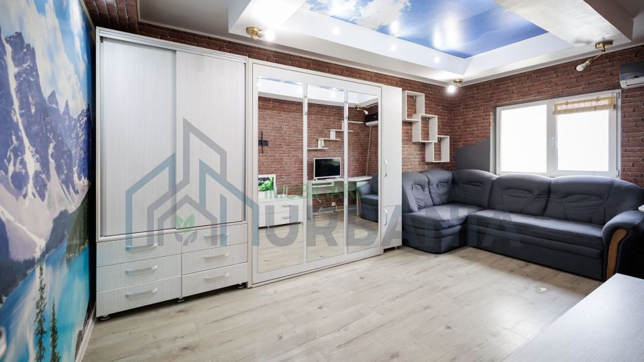 Apartament 2 camere decomandat de inchiriat, etaj 3/4, zona Alexandru cel Bun – mobilat si utilat premium - Poză 3