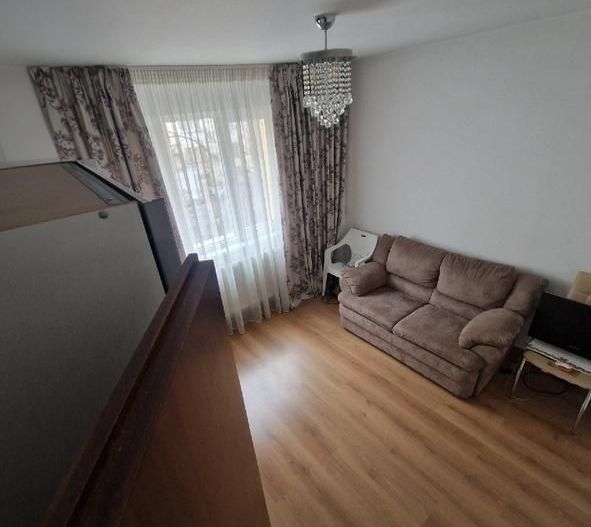 Apartament 3 camere | 70 mp | 1,5 min metrou | Complet renovat | Mobilat,utila - Poză 4