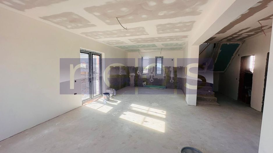 VILA DE VANZARE | BUFTEA CENTRAL | 5 CAMERE - Poză 34