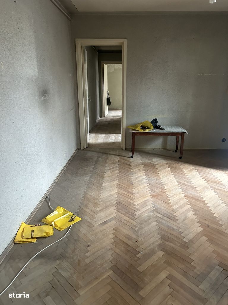 Apartament semidecomandat 3 camere - Aleea Terasei. - Poză 2