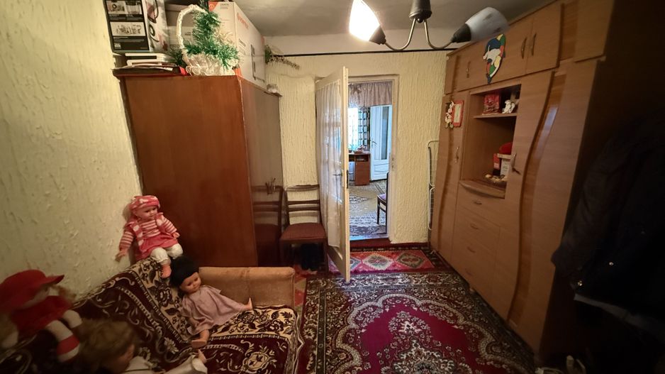 Casa 5 camere, foișor , garaj și teren 800mp cu toate utilitățile! - Poză 9