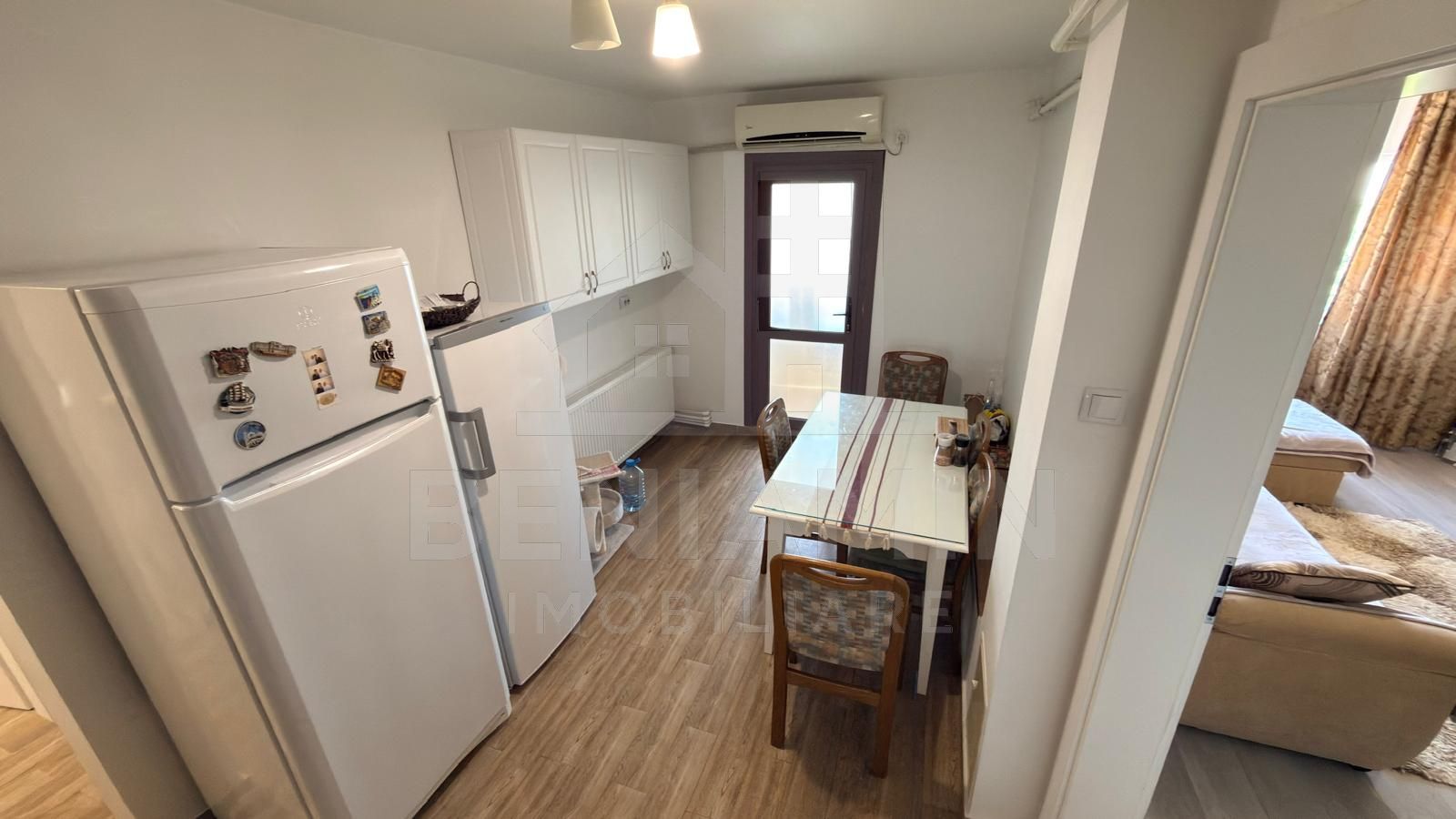 2 decomandate - etaj 3 - 50mp - centrala proprie - modern - Craiovita - Poză 4
