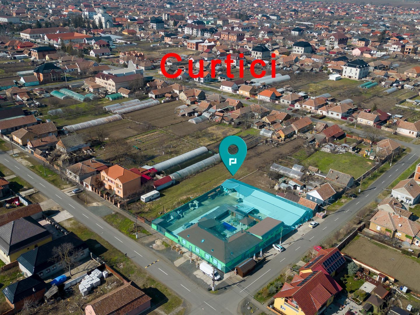 Casa cu potential multiplu in Curtici - Poză 1