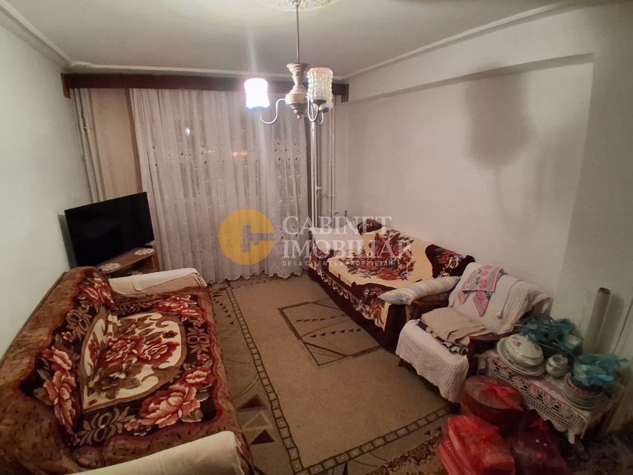Apartament 2 camere, Decomandat, zona Copou Iasi - Poză 1