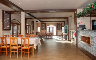 Pensiune, teren 4.460 mp, Hidișelul de Jos, Bihor. 685.000 Euro (neg). - Poză 14