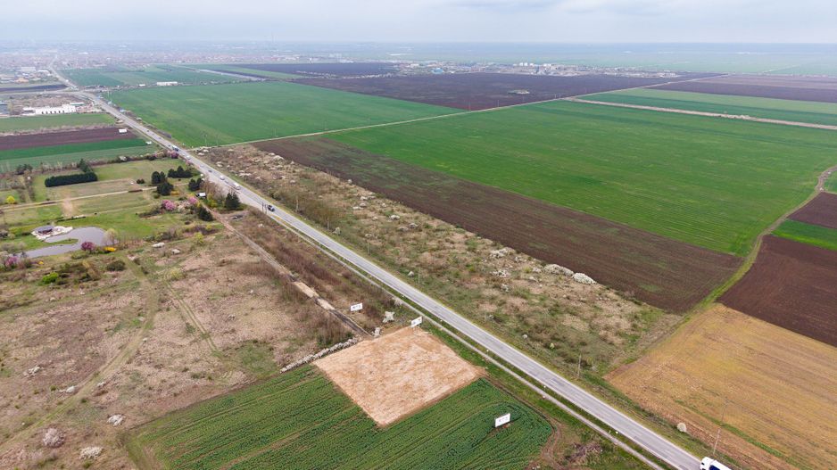 Teren de 41800 mp ieșire Vladimirescu - Poză 3