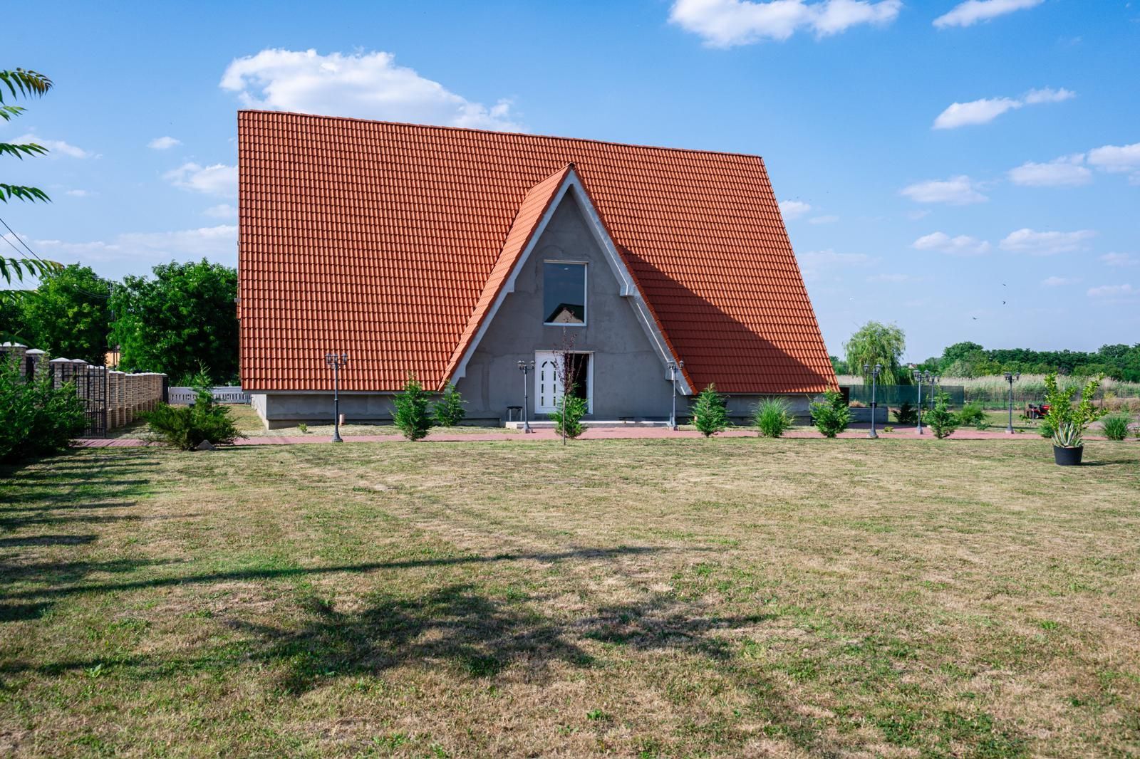 Sala de evenimente cu  piscina si foisor Biled COMISION 0 % CUMPARATOR - Poză 7