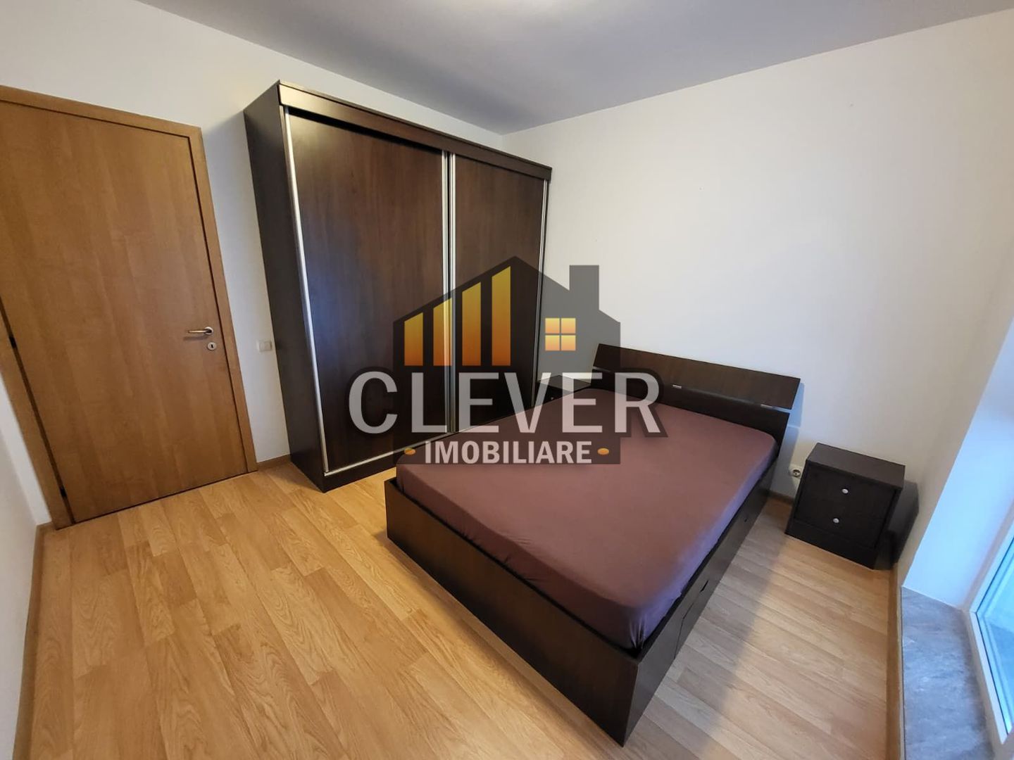 Apartament 2 camere Mobilat Metrou 1 Decembrie 1918 - Poză 1