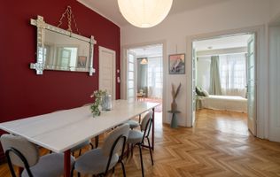 Apartament Spațios de 120 mp în Cartierul Evreiesc – Ultracentral
