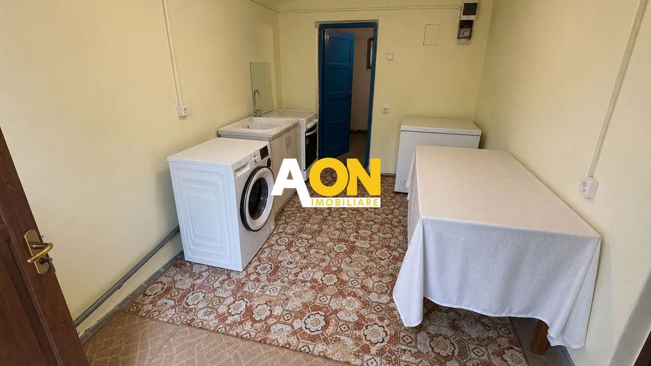 Casă cu 7 camere de vânzare în Meteș, 810 mp teren - Poză 8