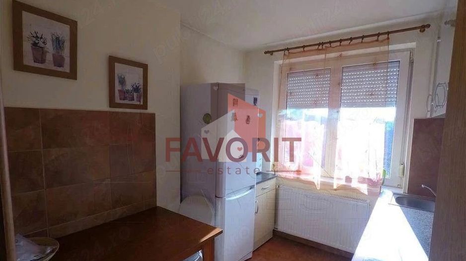 2 camere | central | etaj intermediar | mobilat | curte | - Poză 4
