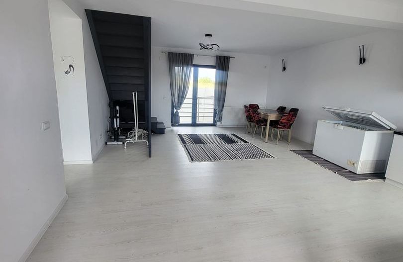 Casa Mogosoaia, constructie noua, 3 bai, zona in dezvoltare, vecini civilizati - Poză 8