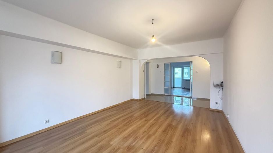 4 CAMERE BULEVARD DECEBAL ‖ CENTRALA TERMICA ‖ VEDERE MIXTA ‖ ETAJ INTERMEDIAR - Poză 4
