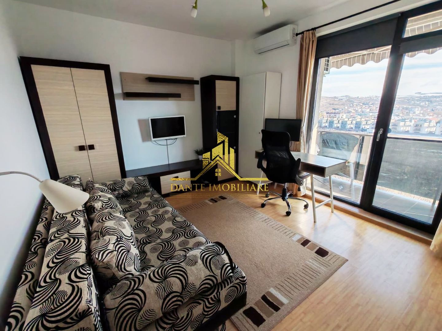 1 camera, decomandat, modern, bloc nou, parcare, balcon, Borhanci - Poză 1