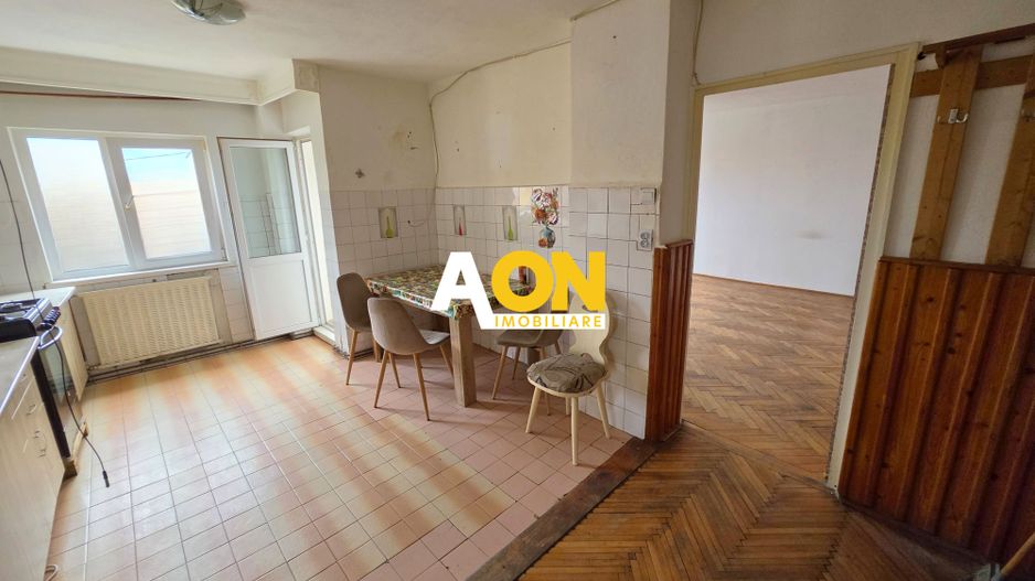 Apartament 2 camere, etaj 1, decomandat, 57 mp utili, 2 balcoane, boxa - Poză 5