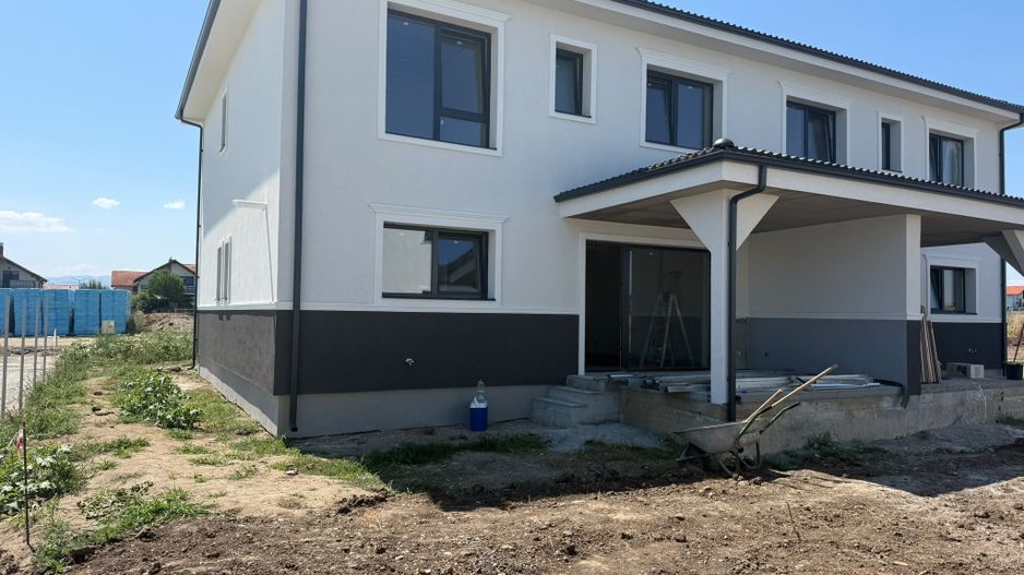 Casa tip duplex - 300 mp teren - Sura Mica - Poză 1
