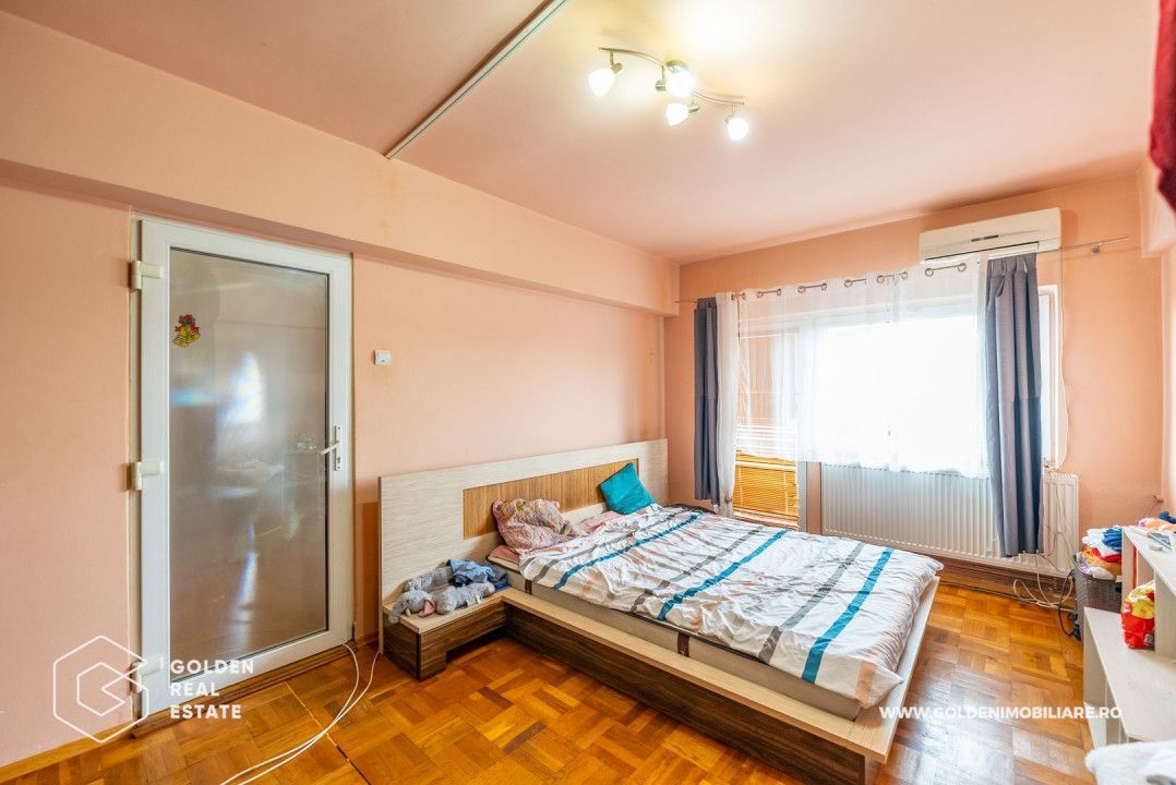 Apartament 3 camere, etaj 2, str Poetului - Poză 1