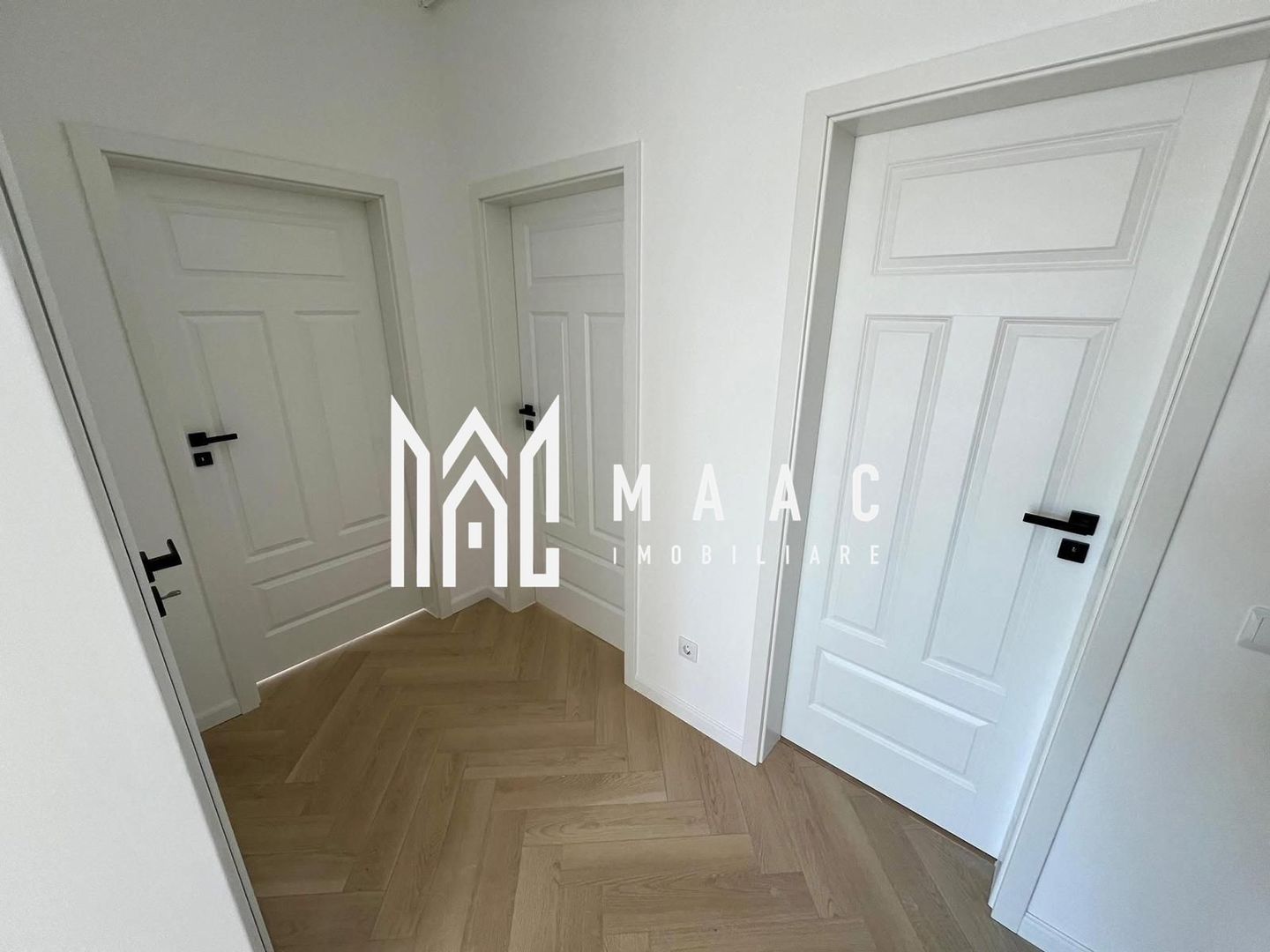 Apartament  3 camere | 54 Mp | Etaj 3 | Boxa | Selimbar zona Brana - Poză 3