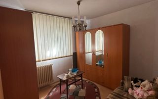 Apartament 3 camere Piata Progresul /etaj 2 - Poză 3