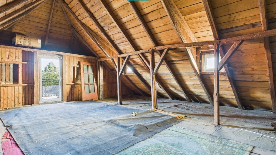 Casă spațioasă cu 4 camere în Vladimirescu - Poză 14