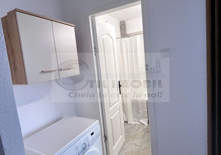 Apartament 3 camere ULTRACENTRAL - 700 euro - Poză 6