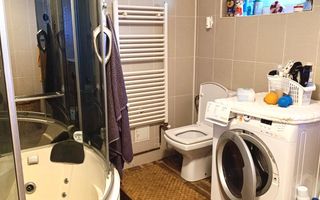 Casa individuala spatioasa si teren mare, pozitie excelenta, Sacalaz - Poză 10