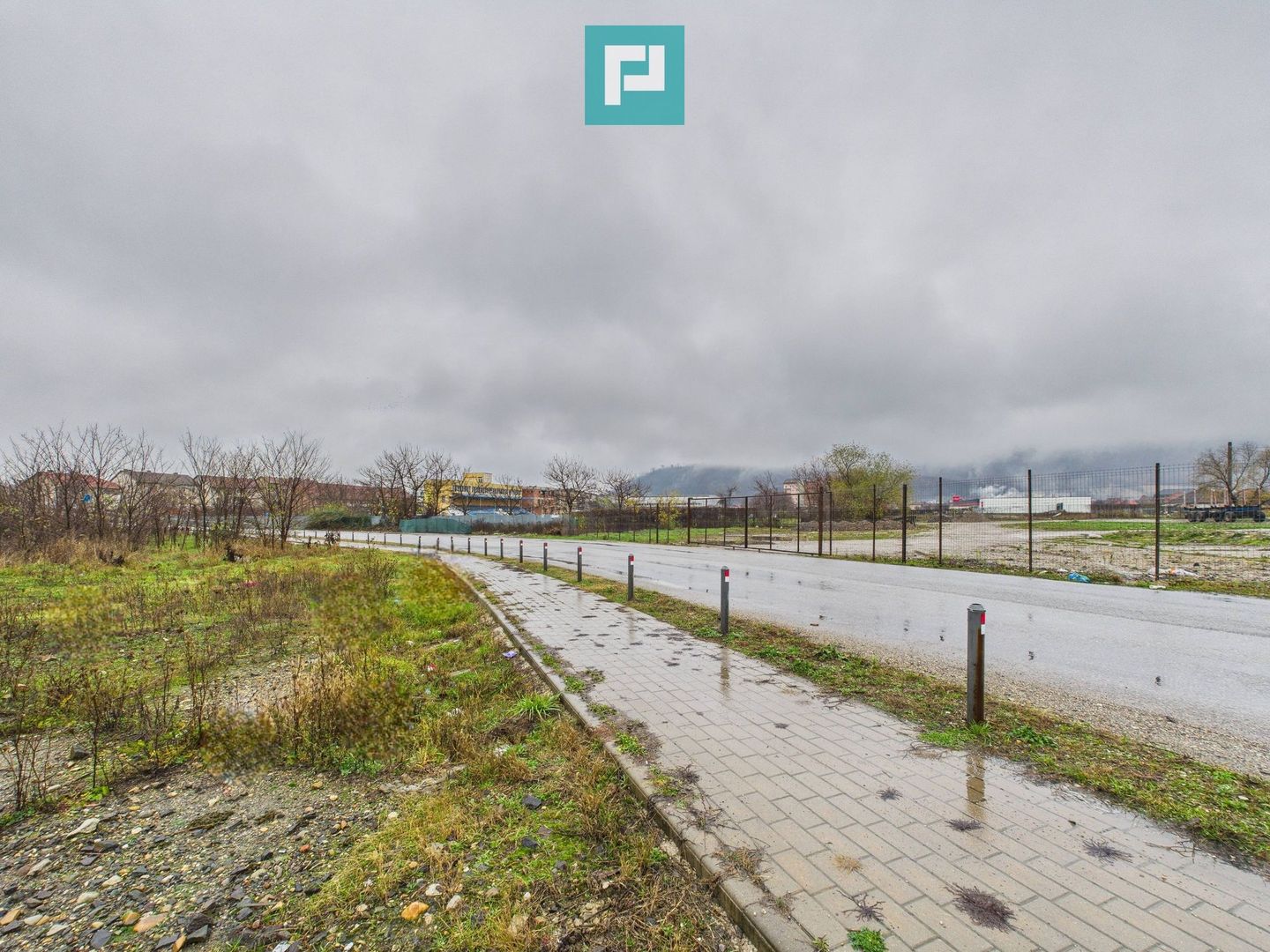 Teren intravilan de 4131 mp, în orașul Sebiș, Arad - Poză 11