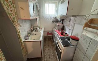 Apartament cu 2 camere (Moldovei-Aleea Covasna) - Poză 5