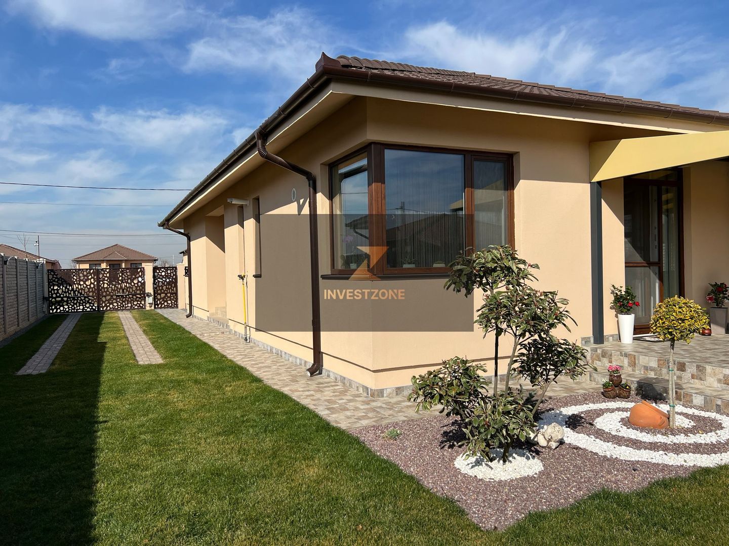 Casa de vanzare in Santandrei - Poză 1