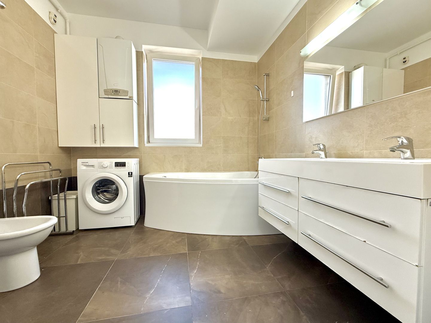 Apartament 2 camere - intrare în Dumbrăvița, zona Kaufland - Poză 19