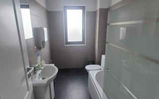 Vanzare apartament 2 camere, decomandat, parcare, Andrei Muresanu - Poză 5