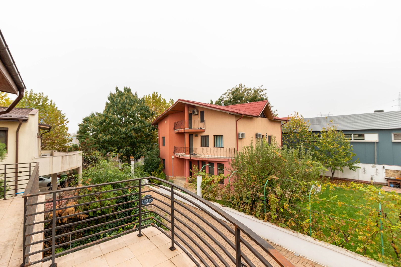 Casa moderna cu garaj de vanzare Popesti Leordeni - Poză 3