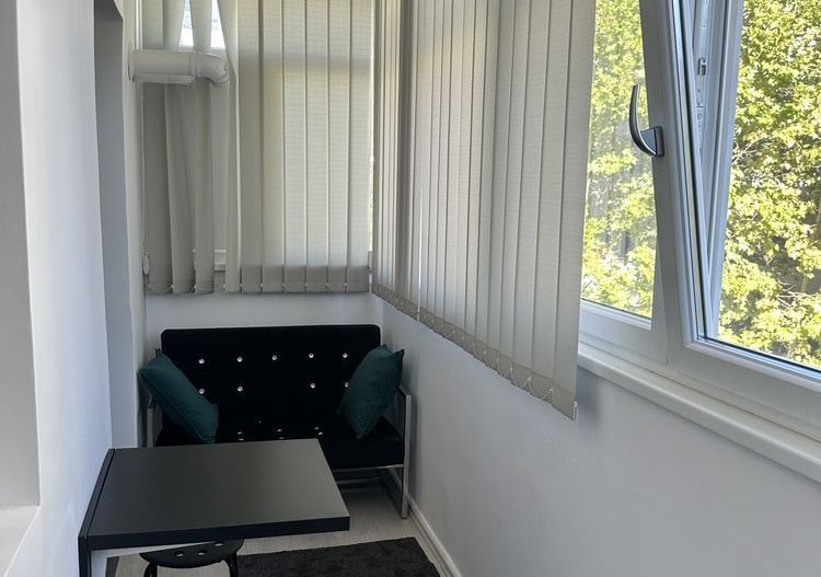 GARS. FERMEI, PARCARE, BUCATARIE INCHISA, BLOC NOU, METROU 12 MINUTE - Poză 8