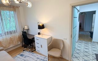APARTAMENT CU 3 CAMERE DE ÎNCHIRIAT | ETAJ 3 | ȚIGLINA 1 - Poză 3