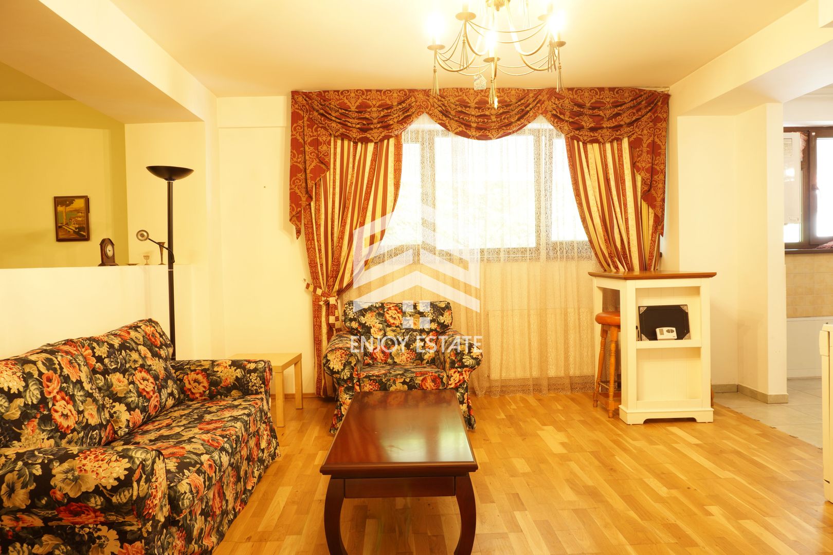 Cauti intimitate si liniste? Apartamentul ideal pentru tine! - Poză 3