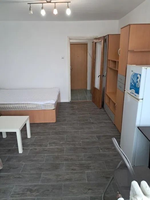 GARSONIERA - DRUMUL TABEREI, BUCATARIE INCHISA, RENOVAT, LIBER - Poză 3