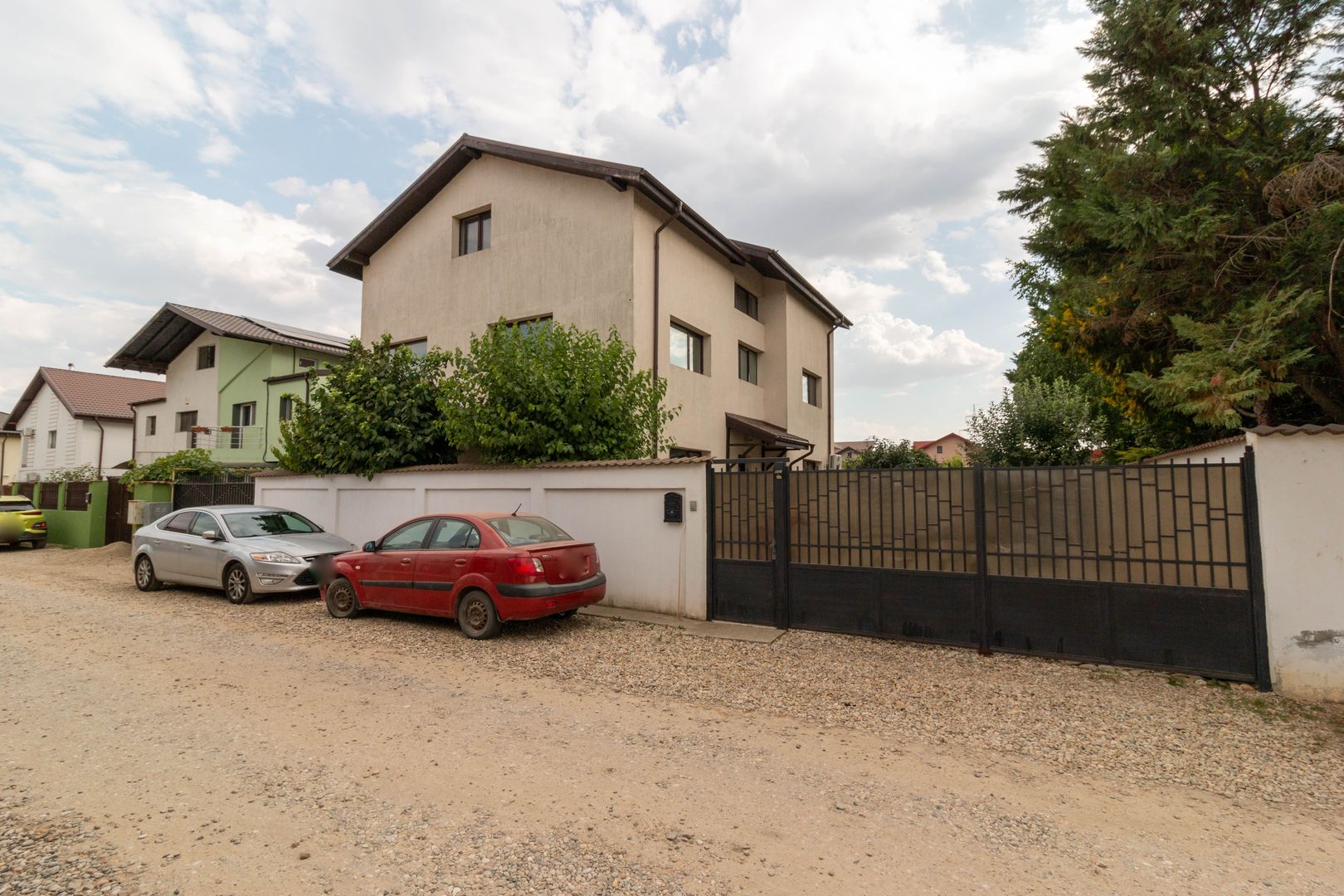 Vila spatioasa de vanzare in Pantelimon zona Padurea Cernica - Mierlei - Poză 32