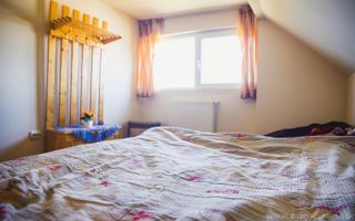 Exclusivitate - casa rustica, priveliste deosebita, 45 km de Brasov - Poză 12