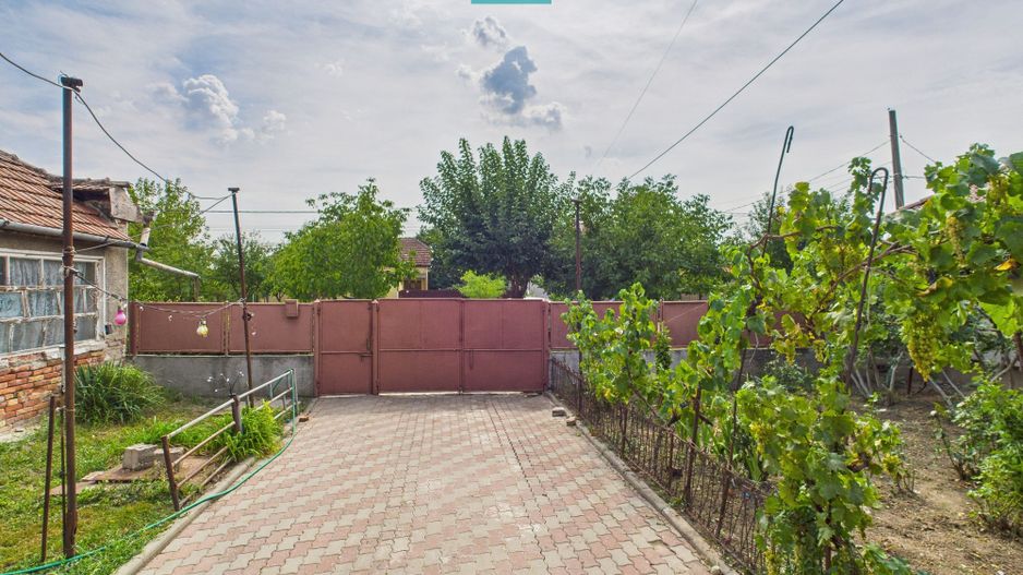 Casă individuală în Săcălaz - 2063 mp teren - Poză 27